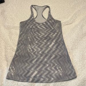 Lululemon tank